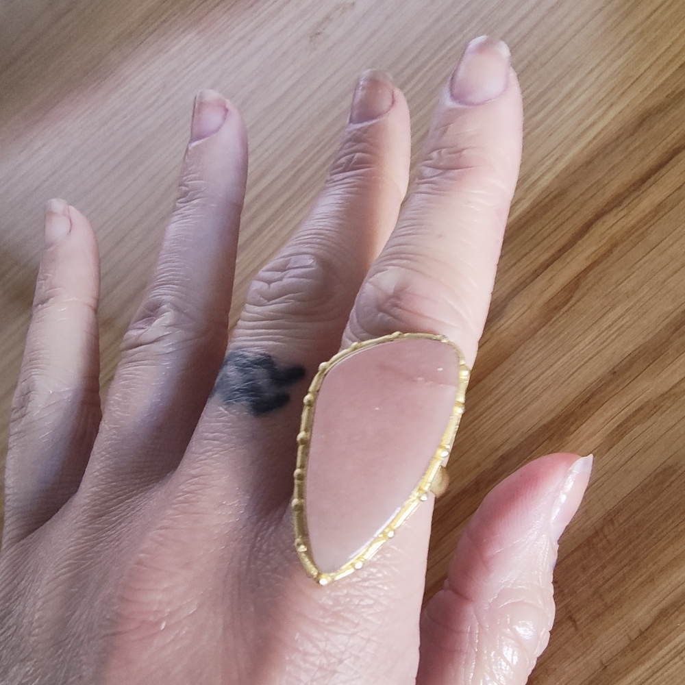 Elegant Pink Gold Ring